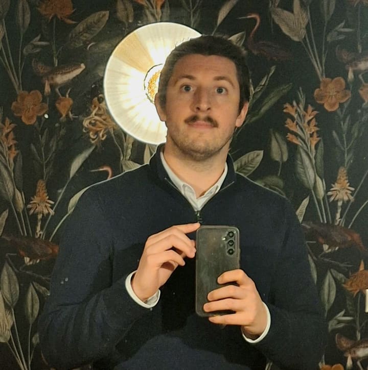 Profil von Madhy