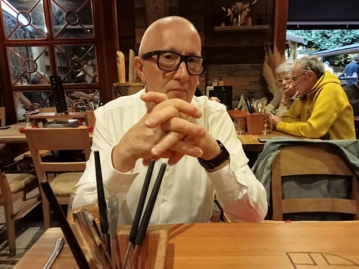Profil von Esteve